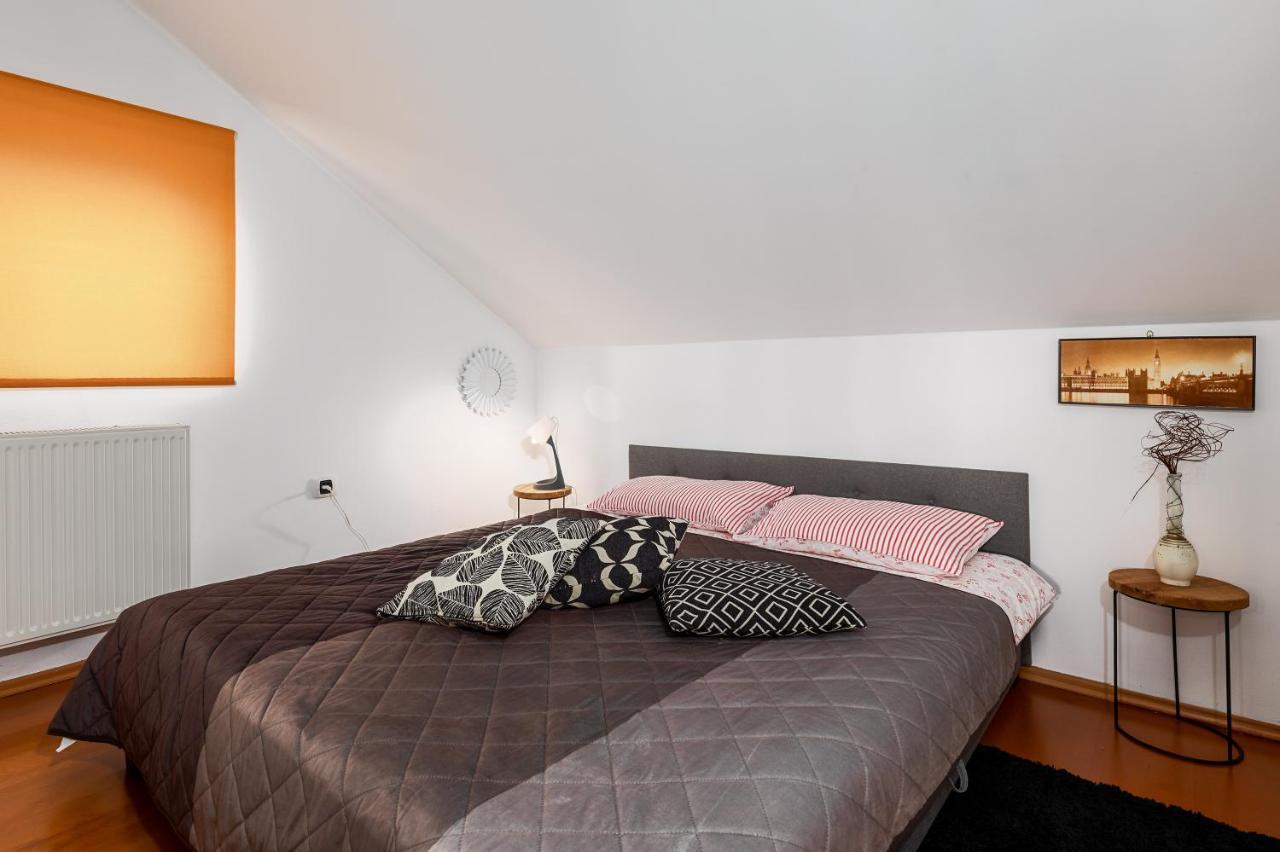 Studio Apartman Pavletic Slunj Exterior foto